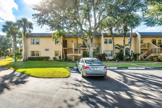 1 of 27 - 148 Lake Constance Drive #148, West Palm Beach, FL