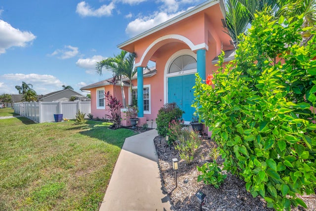1 of 28 - 3982 Sw Kabane Street, Port Saint Lucie, FL