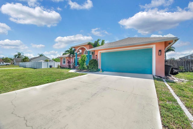 3 of 28 - 3982 Sw Kabane Street, Port Saint Lucie, FL