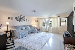 Photo of Listing #RX-11101964