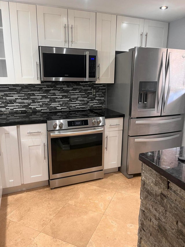 2 of 15 - 9467 Boca Cove Cir #804, Boca Raton, FL