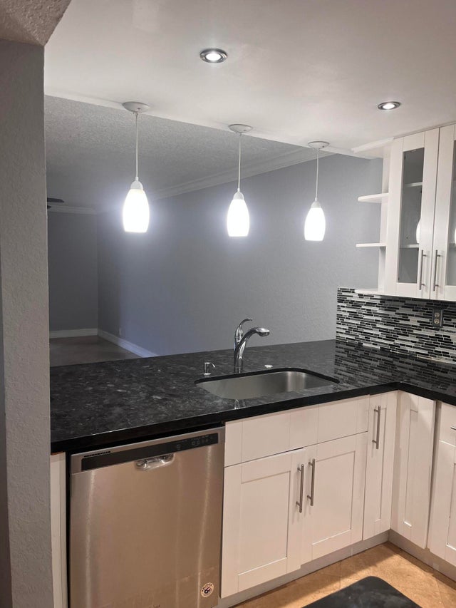 3 of 15 - 9467 Boca Cove Cir #804, Boca Raton, FL