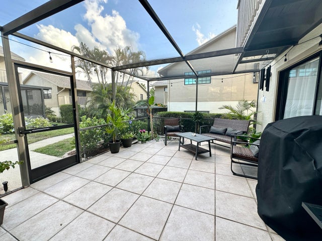 2 of 27 - 7405 Se Jamestown Terrace #bldg 17, Hobe Sound, FL