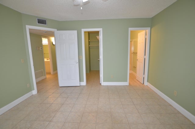 5 of 20 - 32 Lake Vista Trail #101, Port Saint Lucie, FL