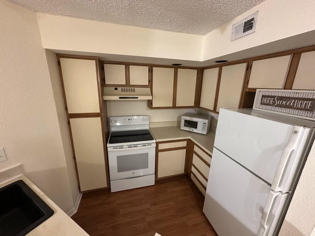 2 of 15 - 1401 Village Boulevard #1914, West Palm Beach, FL