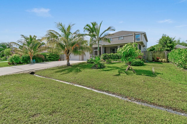 2 of 90 - 1842 Sw Lofgren Avenue, Port Saint Lucie, FL