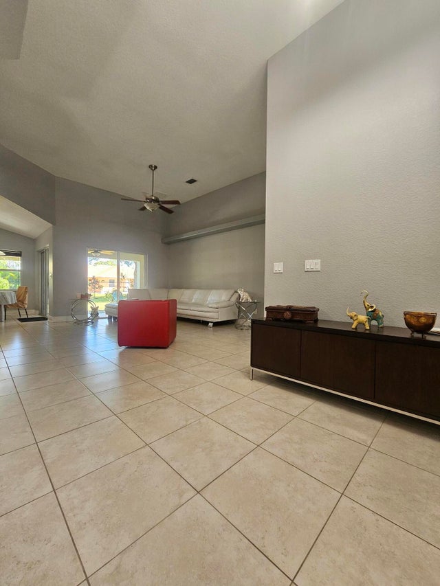 3 of 29 - 5721 Nw Alcazar Terrace, Port Saint Lucie, FL