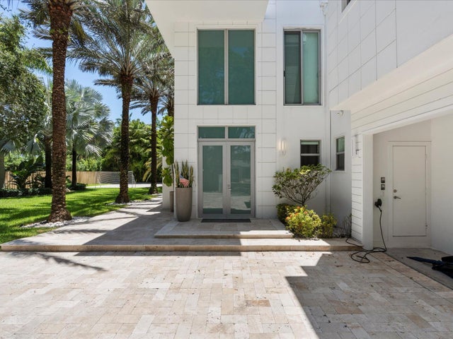 5 of 66 - 3917 S Le Jeune Road, Miami, FL