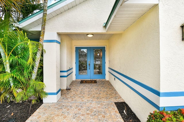 2 of 114 - 702 Se Adams Court, Port Saint Lucie, FL