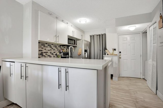 5 of 40 - 2216 N Cypress Bend Drive #501, Pompano Beach, FL