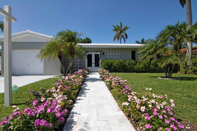 3 of 16 - 8 Wellesley Drive, Lake Worth Beach, FL