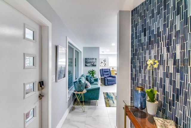 4 of 16 - 8 Wellesley Drive, Lake Worth Beach, FL