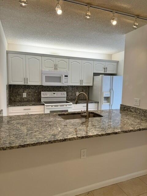 2 of 17 - 3822 38th Way, West Palm Beach, FL