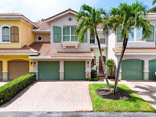 1 of 43 - 104 Las Brisas Circle, Hypoluxo, FL