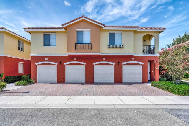 1 of 28 - 40 Se Sedona Circle #104, Stuart, FL