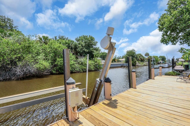 3 of 51 - 326 Ne Surfside Avenue, Port Saint Lucie, FL