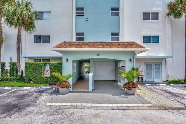 1 of 35 - 109 Paradise Harbour Boulevard #412, North Palm Beach, FL
