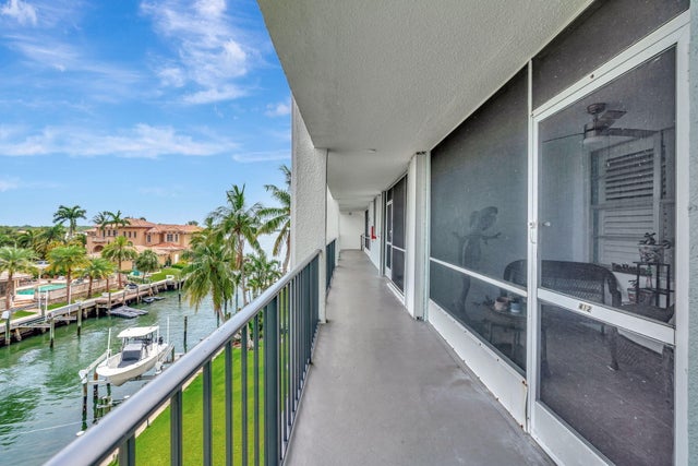 2 of 35 - 109 Paradise Harbour Boulevard #412, North Palm Beach, FL