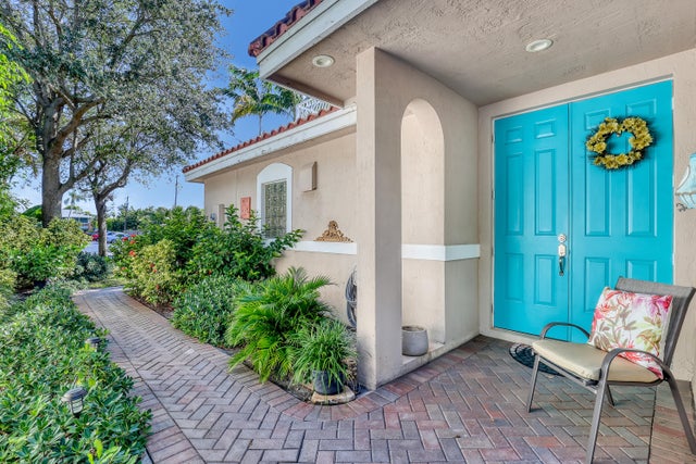 2 of 18 - 2560 Ne 11th Street, Pompano Beach, FL