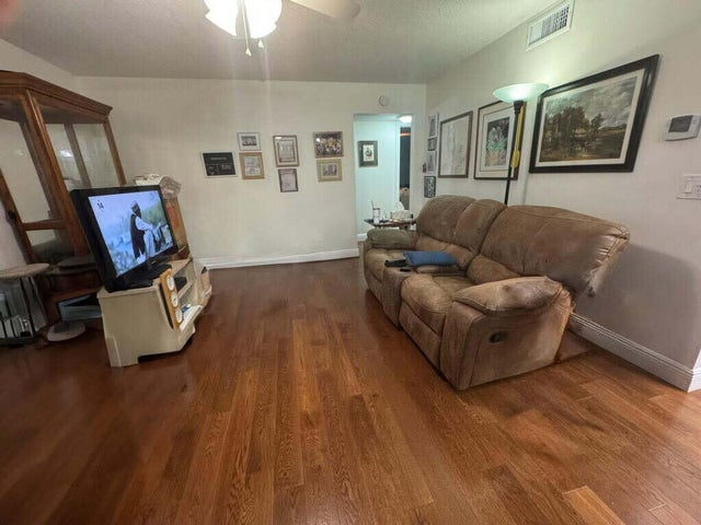 3 of 16 - 117 Lake Pine Circle #c-1, Greenacres, FL