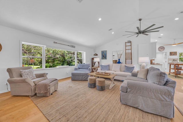 4 of 38 - 376 Live Oak Drive, Vero Beach, FL