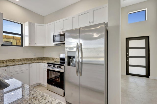 3 of 15 - 132 Seminole Court, Indiantown, FL