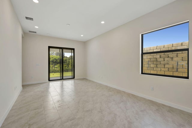5 of 15 - 132 Seminole Court, Indiantown, FL
