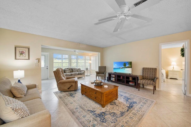 4 of 27 - 5222 Privet Place #b, Delray Beach, FL