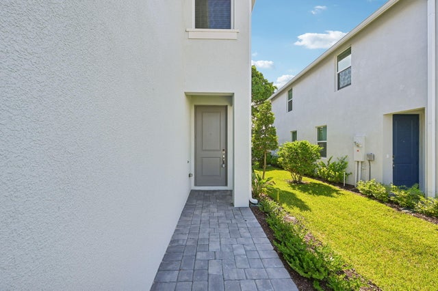 5 of 32 - 514 Salisbury Circle, Fort Pierce, FL