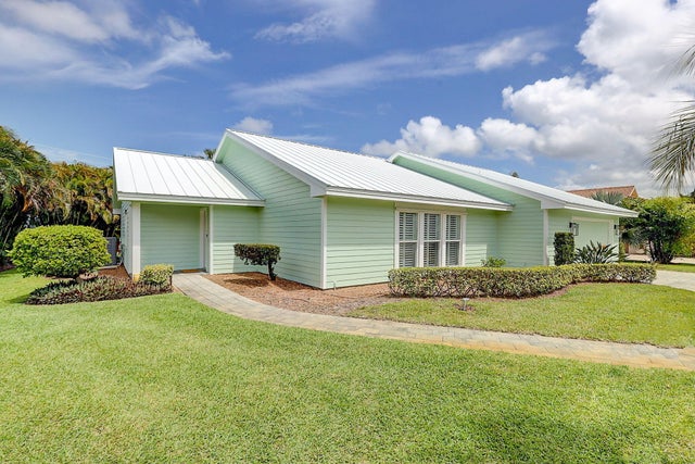 2 of 67 - 3824 Se Fairway E, Stuart, FL