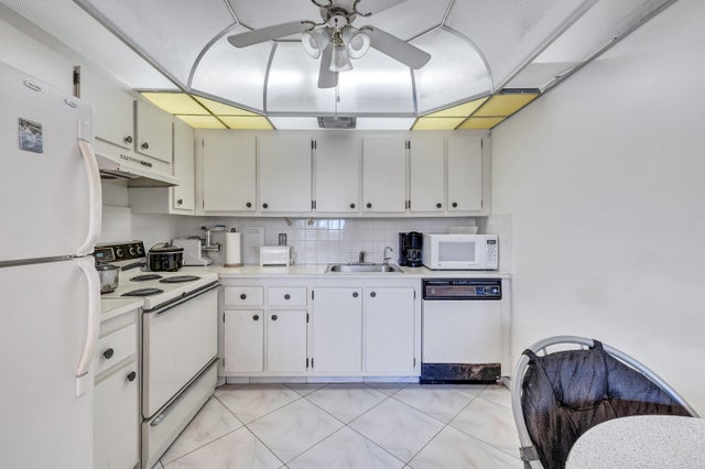 5 of 18 - 1902 Bermuda Cir #l2, Coconut Creek, FL