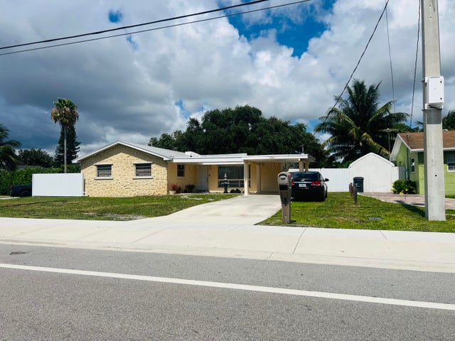 5 of 23 - 1951 S Florida Mango Road, West Palm Beach, FL