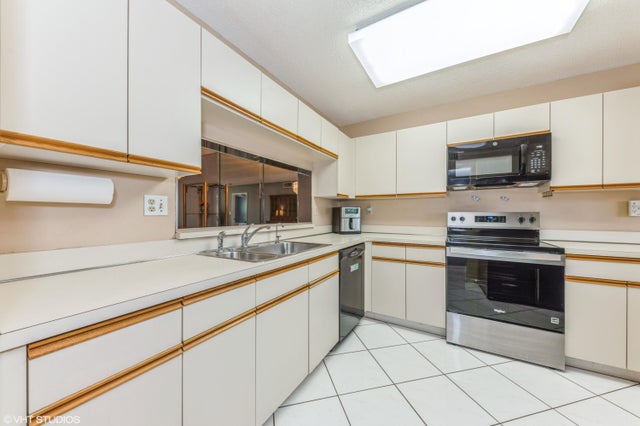 4 of 29 - 15324 Lakes Of Delray Boulevard #210, Delray Beach, FL