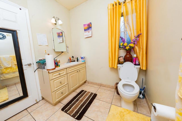 5 of 9 - 6940 Nw 5th Place, Miami, FL