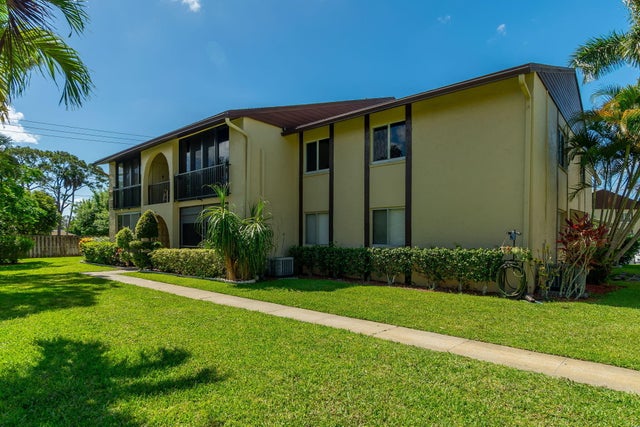 3 of 30 - 318 Pine Ridge Circle #c2, Greenacres, FL