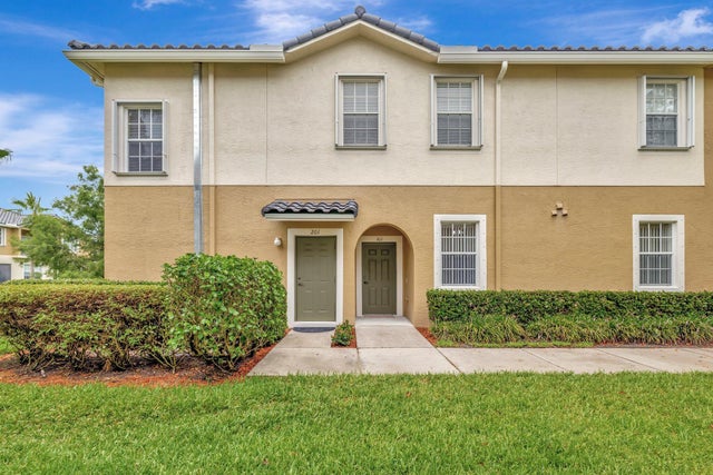 1 of 43 - 1600 Se Sheffield Terrace #101, Stuart, FL
