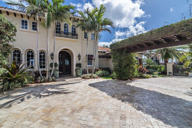 5 of 62 - 3215 S Flagler Dr, West Palm Beach, FL