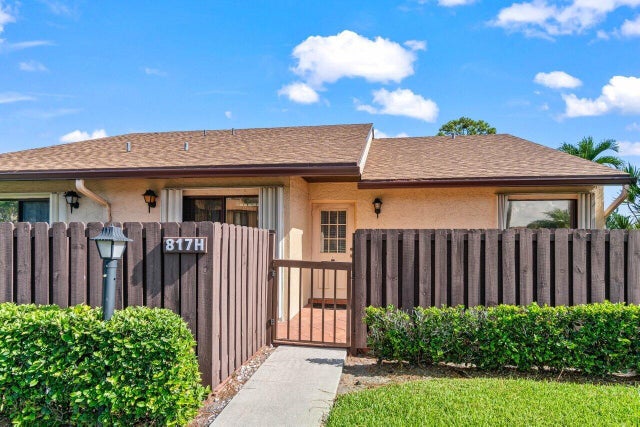 4 of 32 - 817 Sky Pine Way #h, Greenacres, FL
