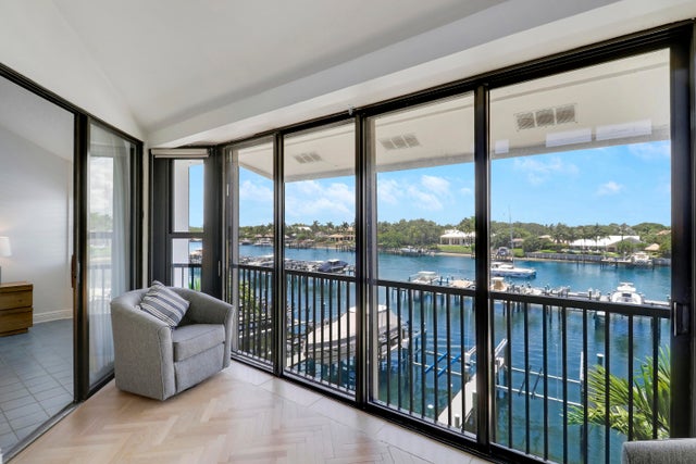 2 of 75 - 543 Bay Colony Drive N #slip 8, Juno Beach, FL