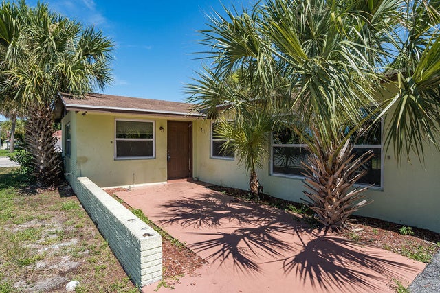 5 of 45 - 371 W 34th Street, Riviera Beach, FL