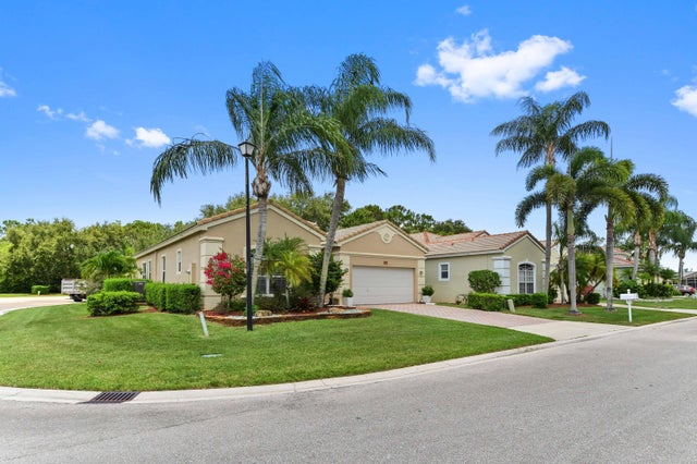 2 of 50 - 4453 N San Andros, West Palm Beach, FL