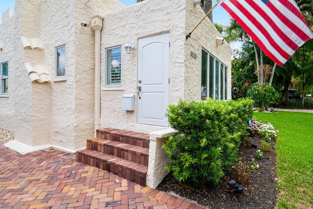 2 of 43 - 813 Avon Rd, West Palm Beach, FL