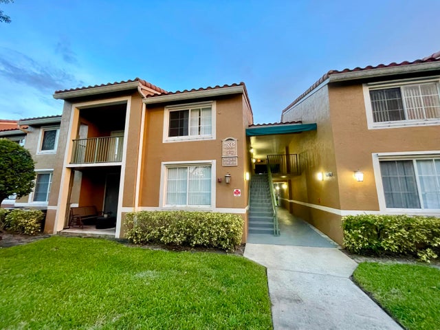 2 of 23 - 7832 Sonoma Springs Circle #203, Lake Worth, FL