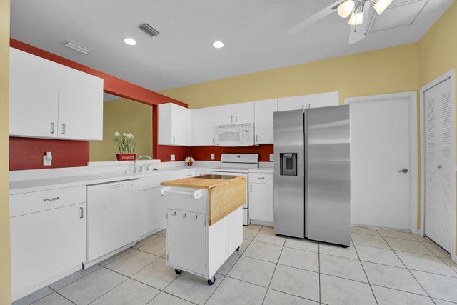 5 of 24 - 526 Nw Portofino Lane, Port Saint Lucie, FL