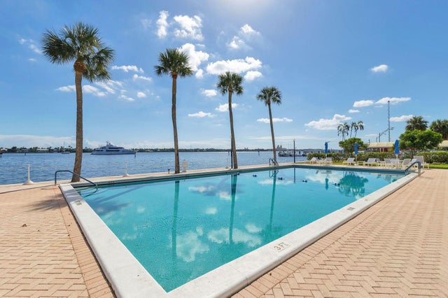 2 of 16 - 2600 N Flagler Drive #ph13, West Palm Beach, FL