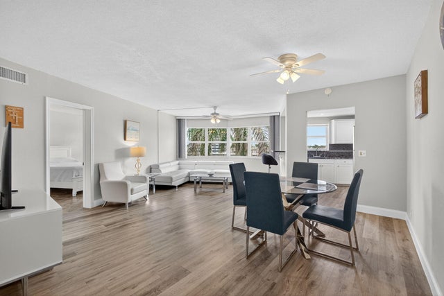 4 of 38 - 28 Yacht Club Drive #409, North Palm Beach, FL