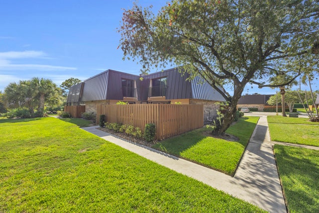 1 of 29 - 5693 Se Windsong Lane #545, Stuart, FL