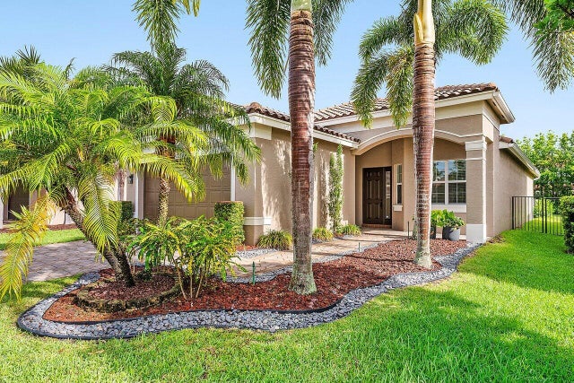 3 of 36 - 8211 Half Dome Ct, Boynton Beach, FL