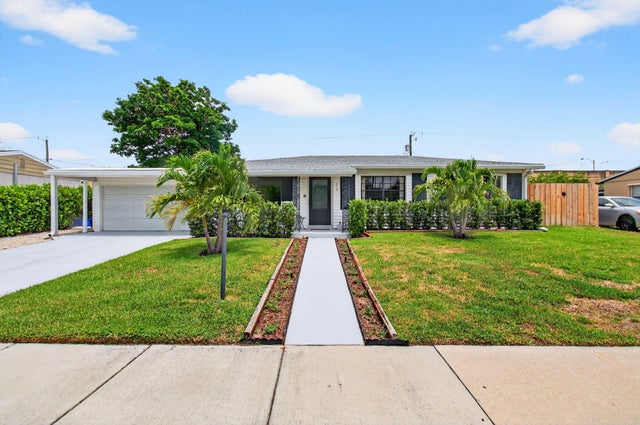 826 Cochran Drive, Lake Worth Beach