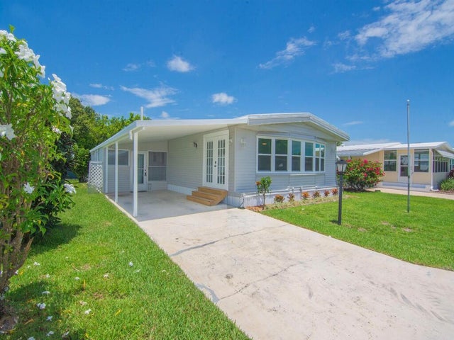 5 of 40 - 179 Ne Emerald Drive, Jensen Beach, FL